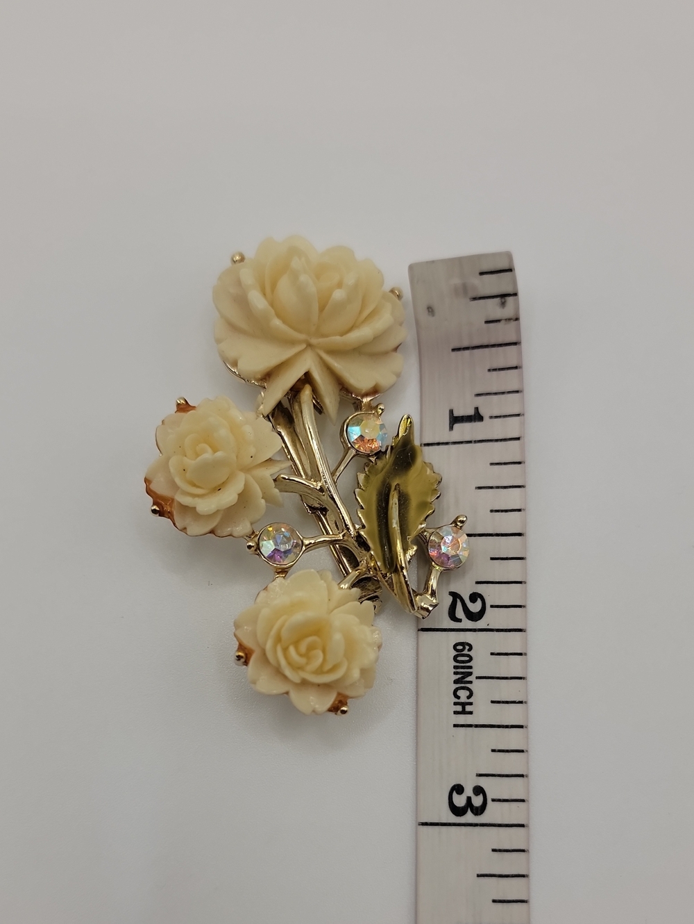 Vintage Carved Floral Cream Rose Brooch with Aurora Rhinestones - Picture 4 of 5